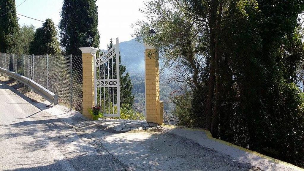 Stella'S Apartments Agios Gordios  Bagian luar foto