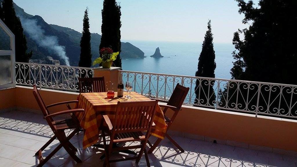Stella'S Apartments Agios Gordios  Bagian luar foto