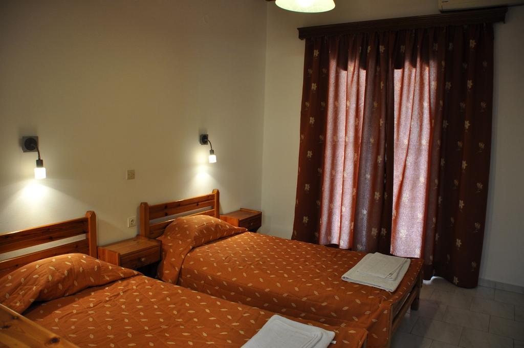 Stella'S Apartments Agios Gordios  Bagian luar foto