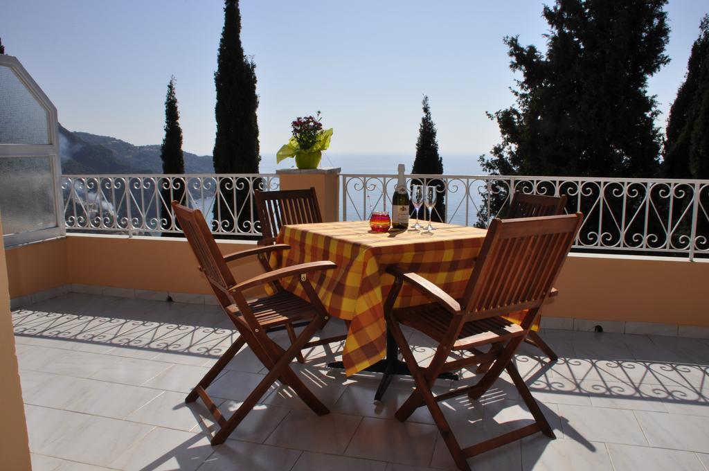 Stella'S Apartments Agios Gordios  Bagian luar foto