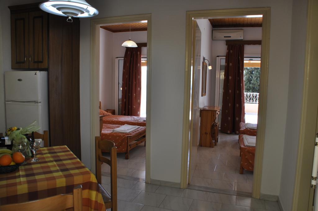 Stella'S Apartments Agios Gordios  Bagian luar foto
