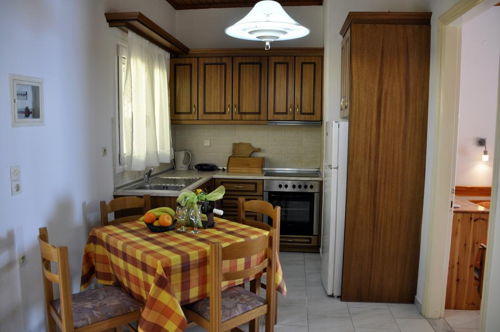 Stella'S Apartments Agios Gordios  Bagian luar foto